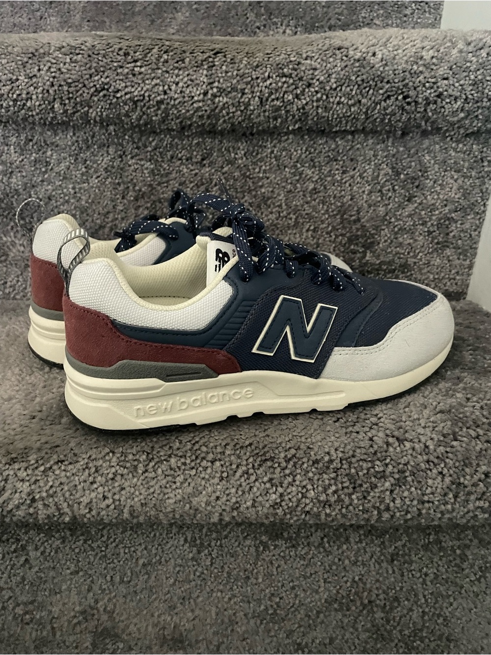 New Balance Big Kids Navy and White Classic Runner